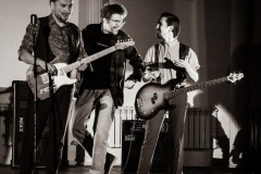 f9335e1a-04d8-442e-95e2-ce51ba90d584